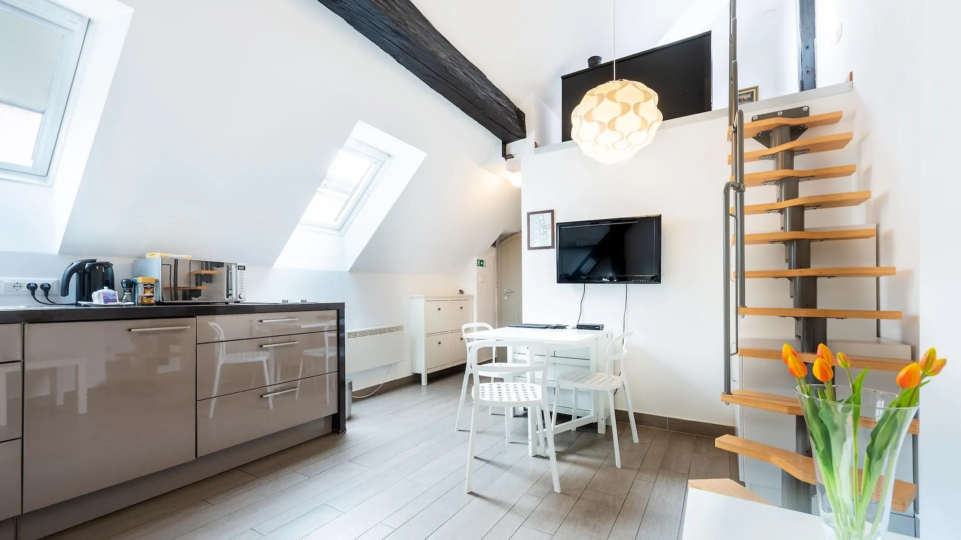 게스트하우스 Kollmann Rooms And Apartments 류블랴나