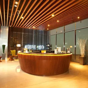 https://the-signature-serviced-suites-studios.kualalumpurs-hotels.com